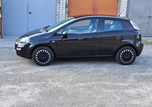 Fiat Punto Evo cena 15900 przebieg: 179671, rok produkcji 2012 z Gliwice małe 79